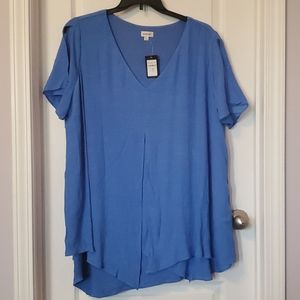 Avenue Split Front Top